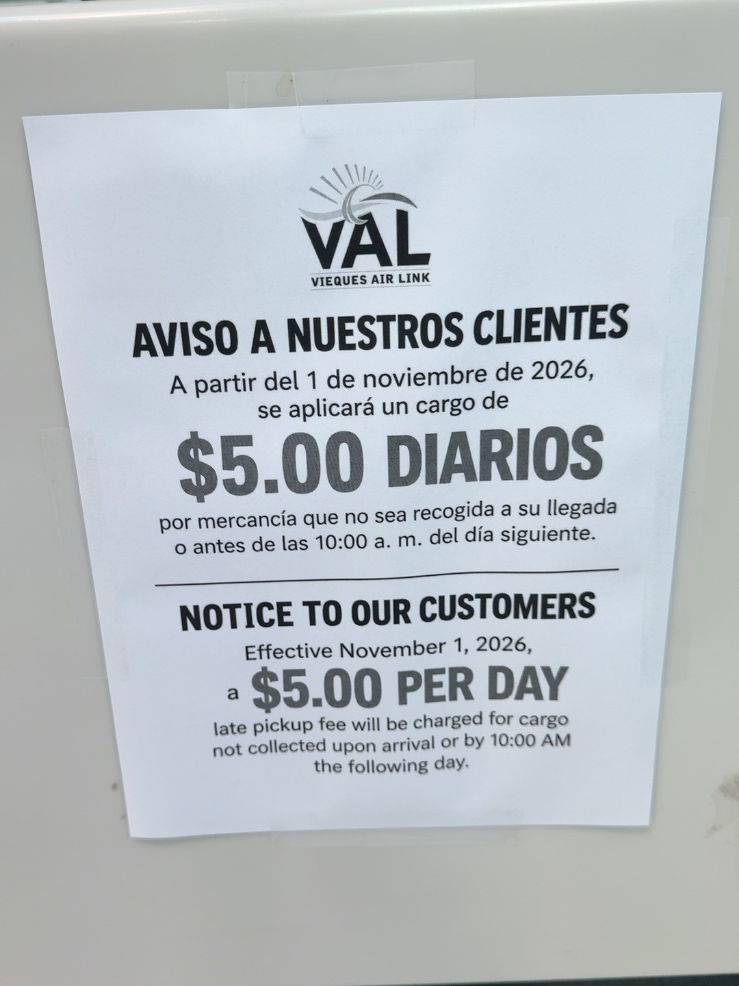 Aviso de Vieques Air Link: desde el 1 de noviembre de 2026 se cobrarán $5 diarios por mercancía no recogida a su llegada o antes de las 10:00 a. m. del día siguiente.